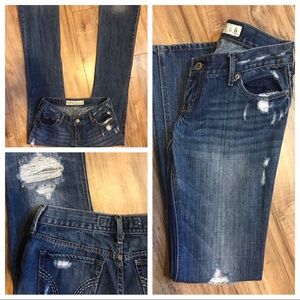 Hollister distressed jeans size 0s